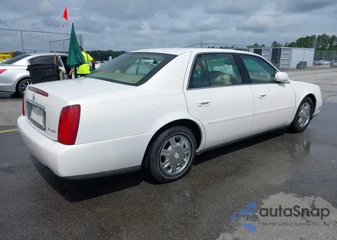 2004 Cadillac Deville Standard z USA, uszkodzony, nr VIN 1G6KD54Y04U215146